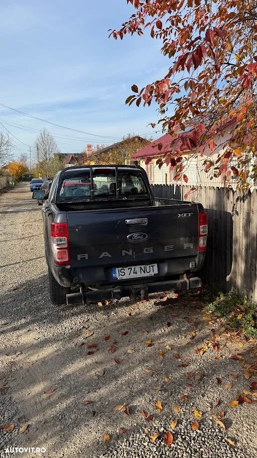 Ford Ranger Pick-Up 2.2 TDCi 4x4 Cabina Dubla XLT - 3