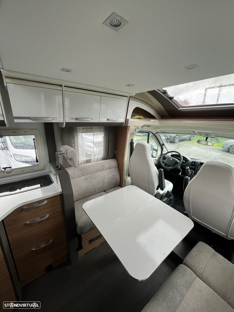 Adria Matrix Axess 670 DC - 32