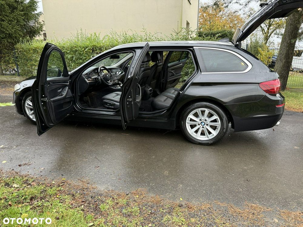 BMW Seria 5 520d Touring - 37