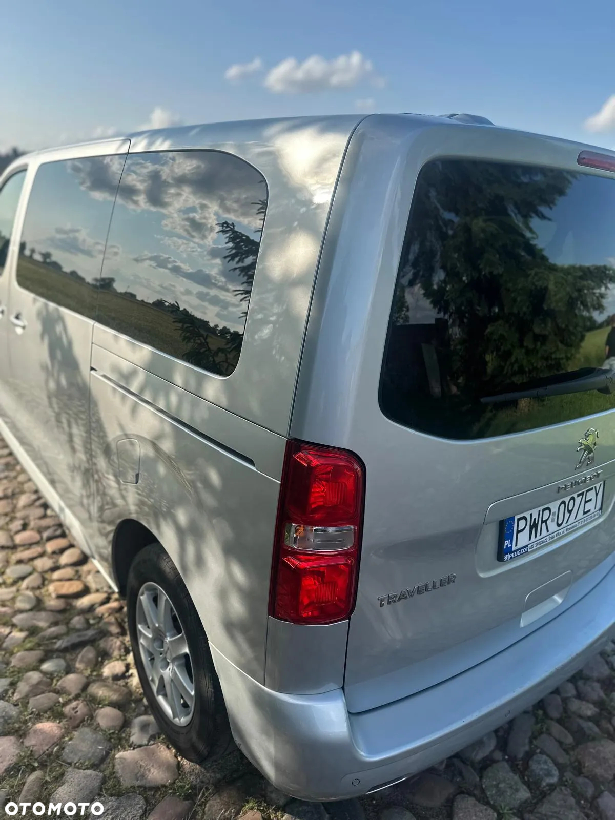 Peugeot Traveller 2.0 BlueHDi Standard Business - 17
