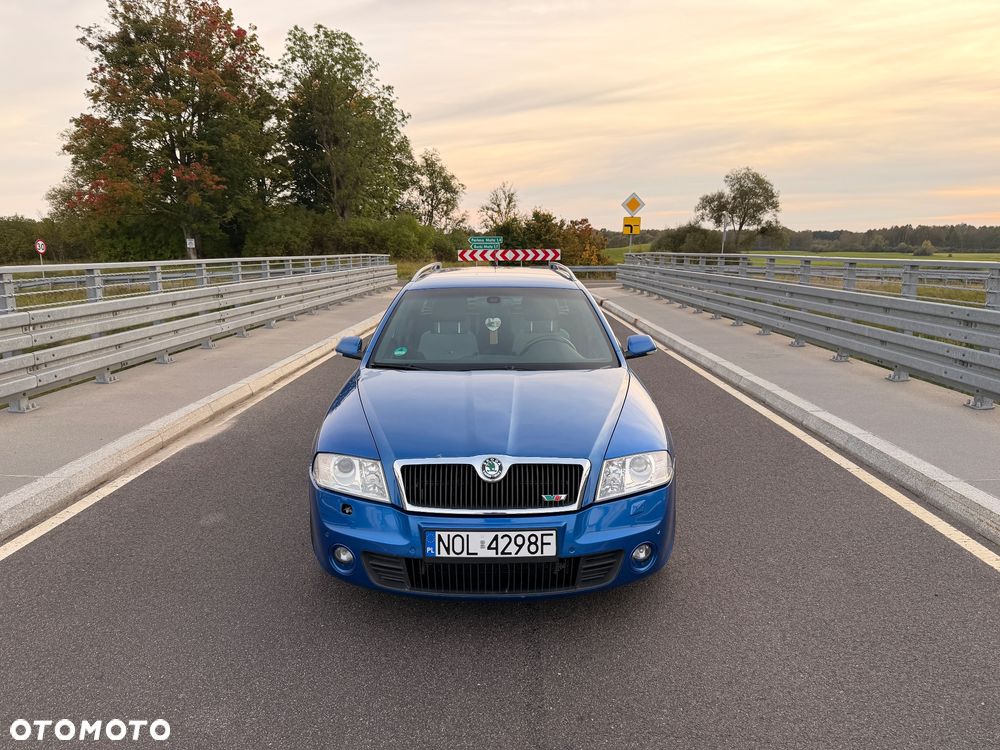 Skoda Octavia 2.0 TDI DPF RS DSG - 2