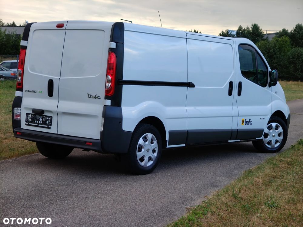 Renault Trafic - 19