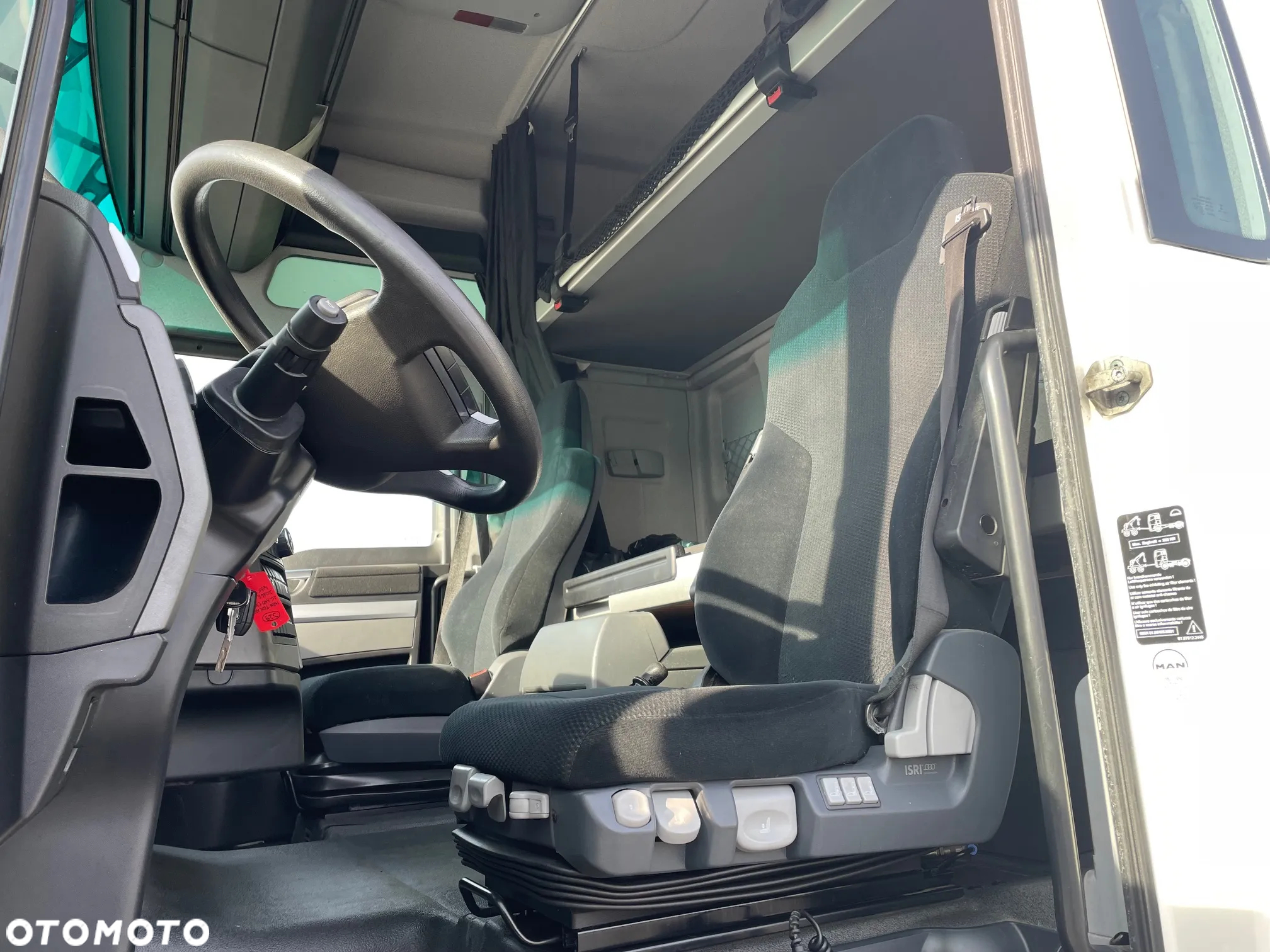 MAN TGX XXL 26.440 PUSCHER /  3 OSIE / 6x2 - 10