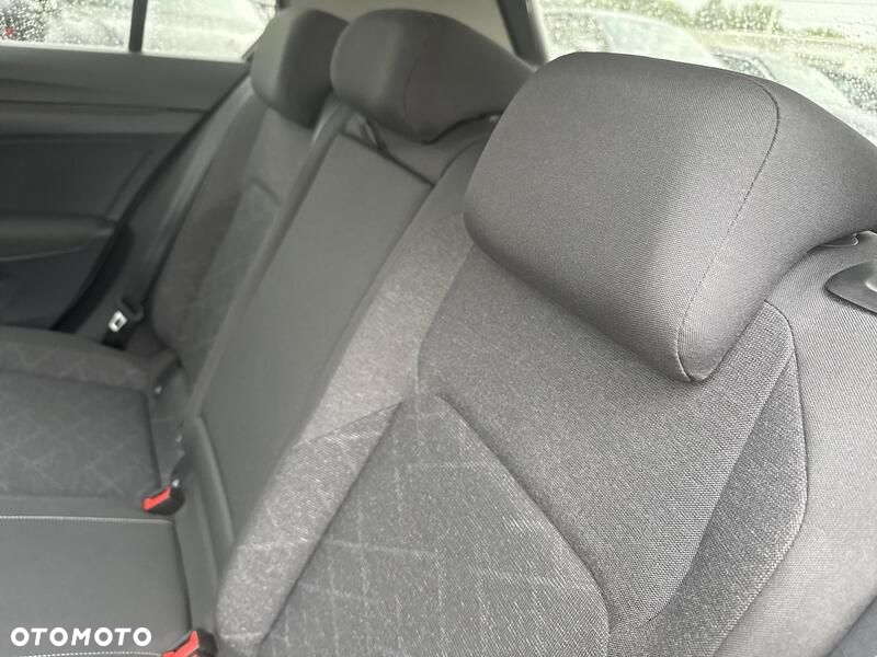Volkswagen Golf - 19