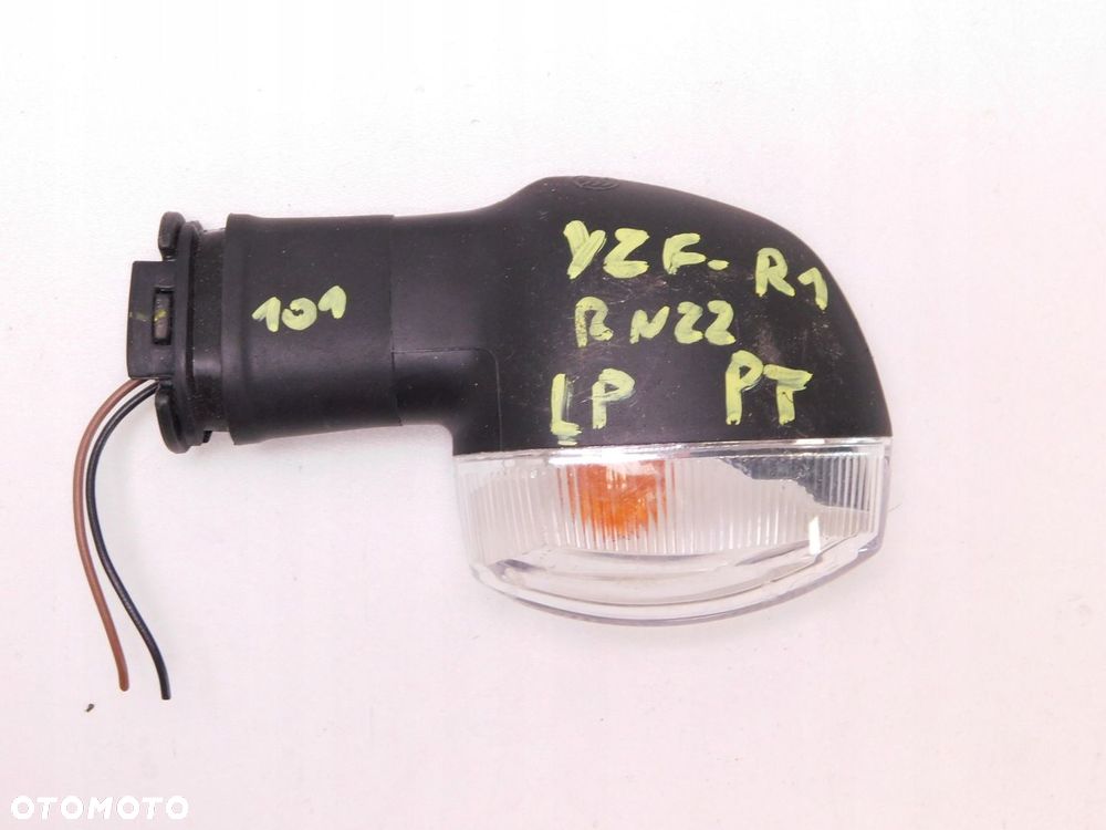 YAMAHA YZF R6 RJ15 KIERUNKOWSKAZ PRZÓD LEWY - 2