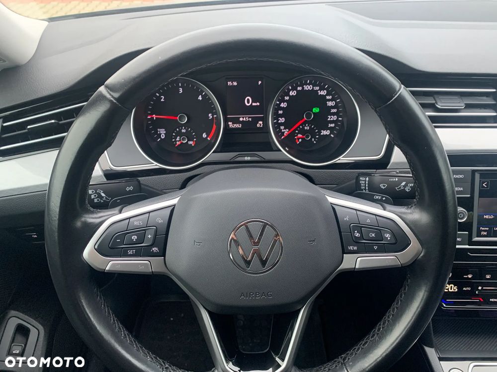 Volkswagen Passat 2.0 TDI EVO Business DSG - 28