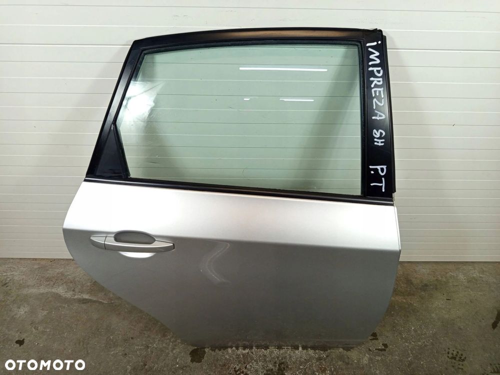 DRZWI PRAWY TYŁ PRAWE TYLNE SUBARU IMPREZA III GH - 2