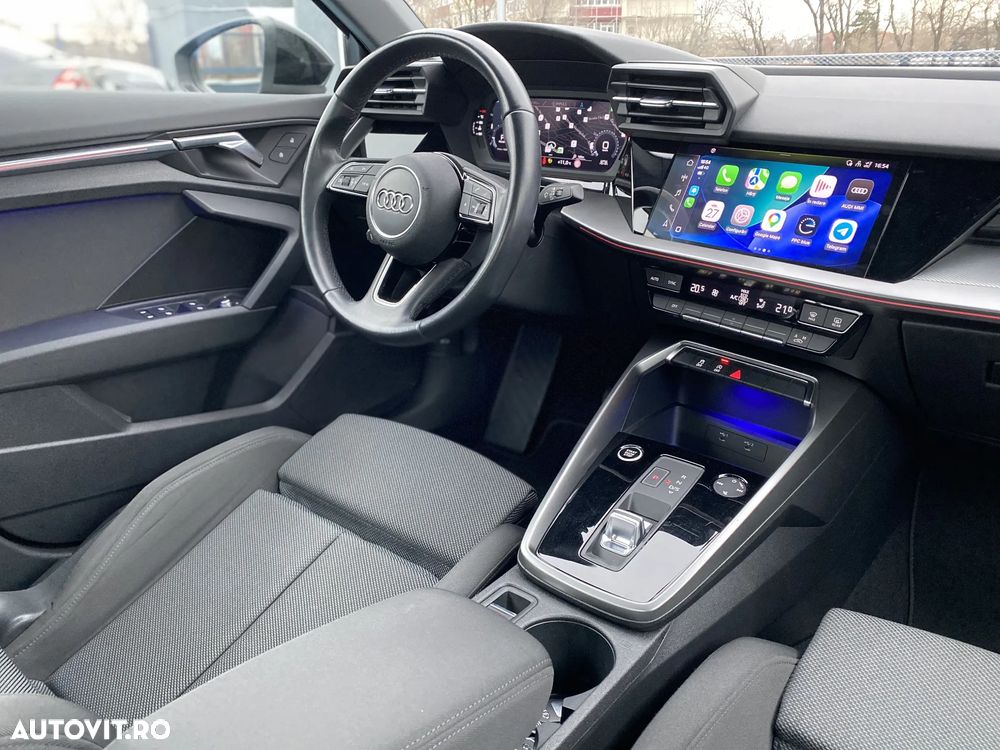 Audi A3 1.0 30 TFSI MHEV S tronic Basic - 9