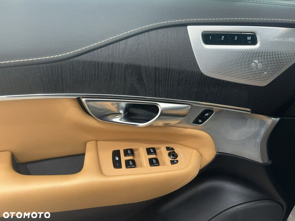 Volvo XC 90 - 14