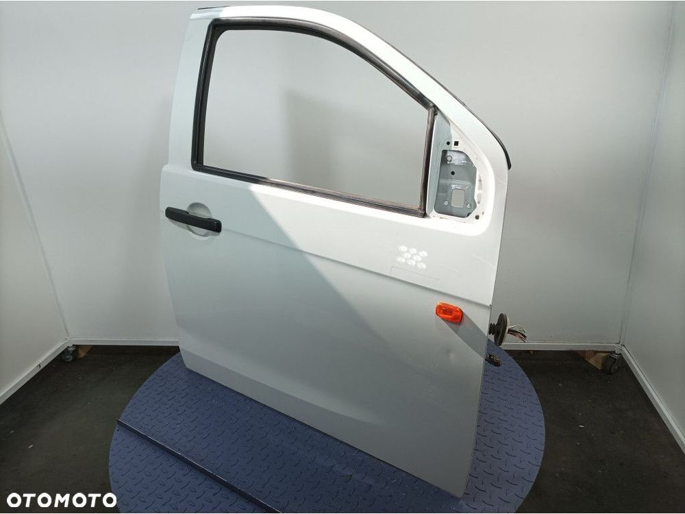ISUZU D-MAX II 2 LIFT 17- 5D DOUBLE CAB DRZWI PRZÓD PRAWE 527 - 2