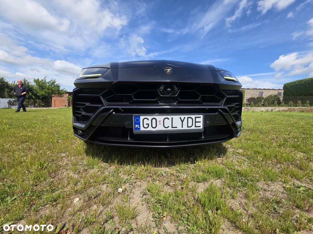 Lamborghini Urus - 11