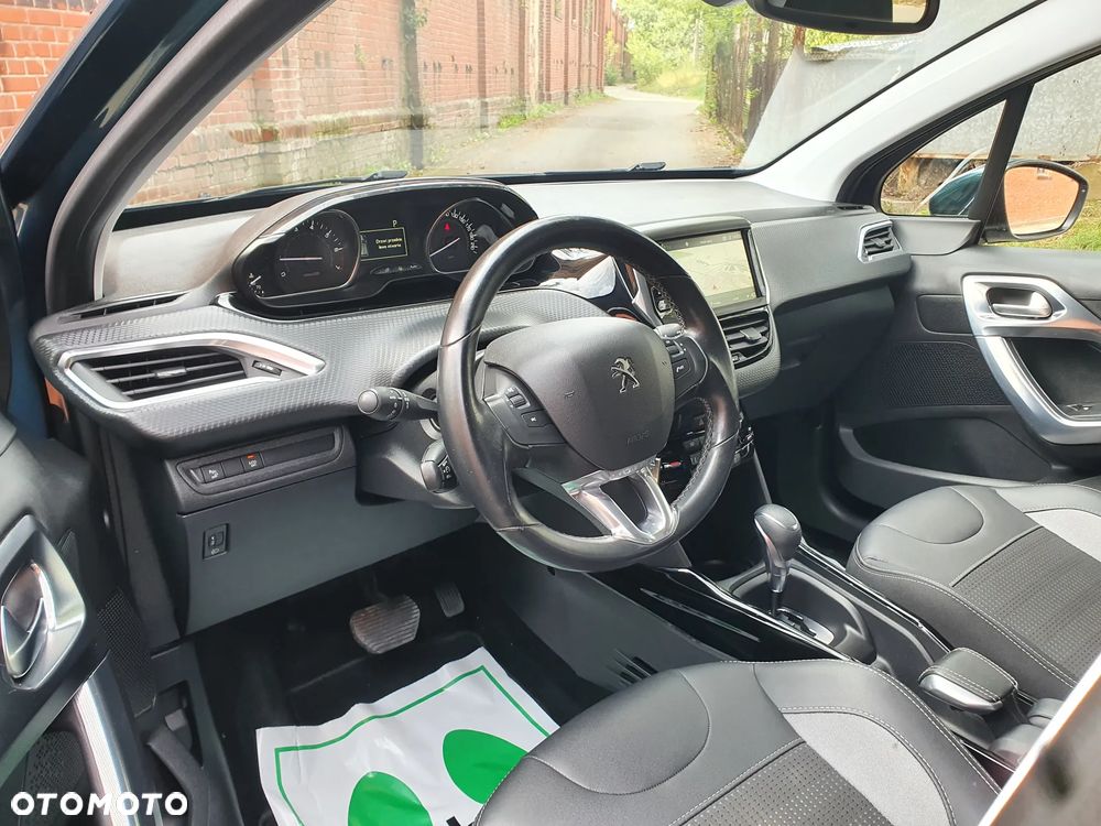 Peugeot 2008 PureTech 110 Stop&Start EAT6 Allure - 12