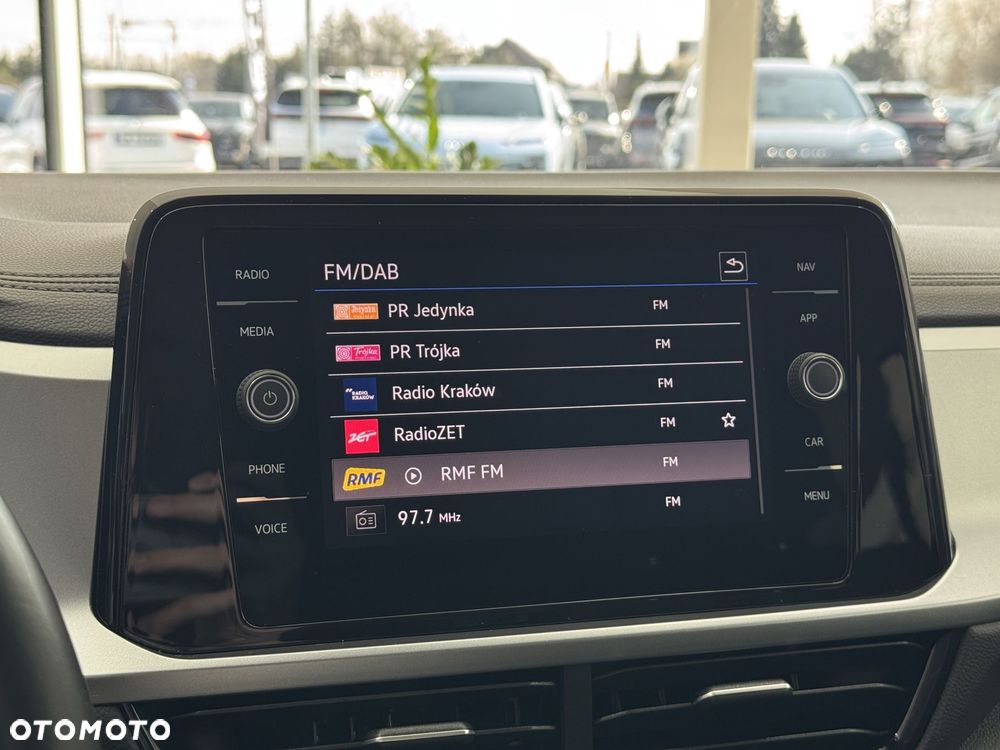 Volkswagen T-Roc - 26