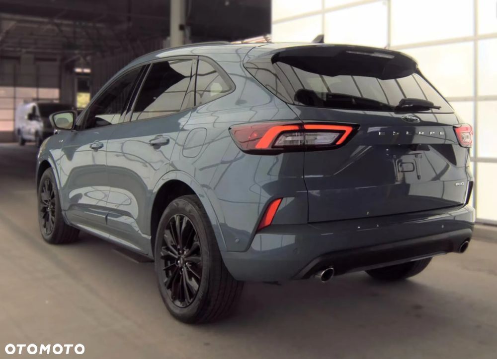 Ford Escape 2.0 EcoBoost AWD Titanium - 3