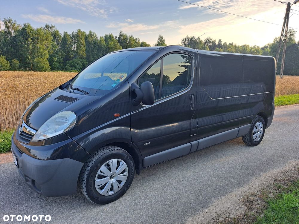 Opel Vivaro - 1