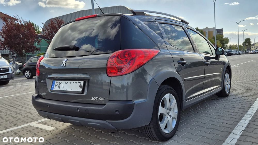 Peugeot 207 - 6