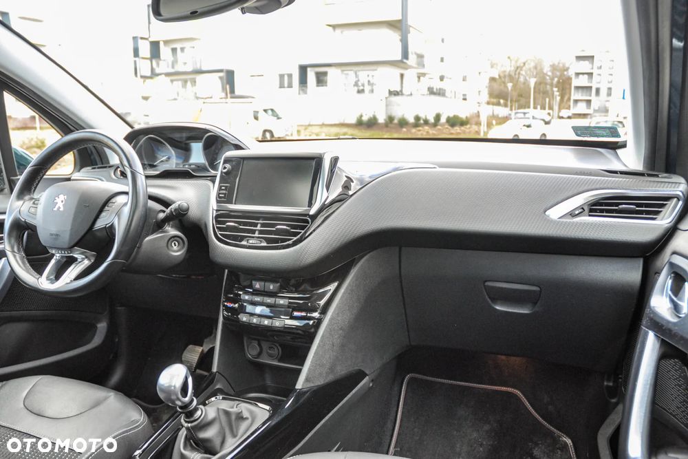 Peugeot 2008 - 10