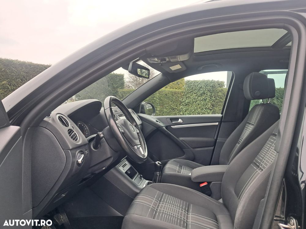 Volkswagen Tiguan 2.0 TDI SCR 4MOTION BlueMotion Technology Lounge Sport & Style - 12