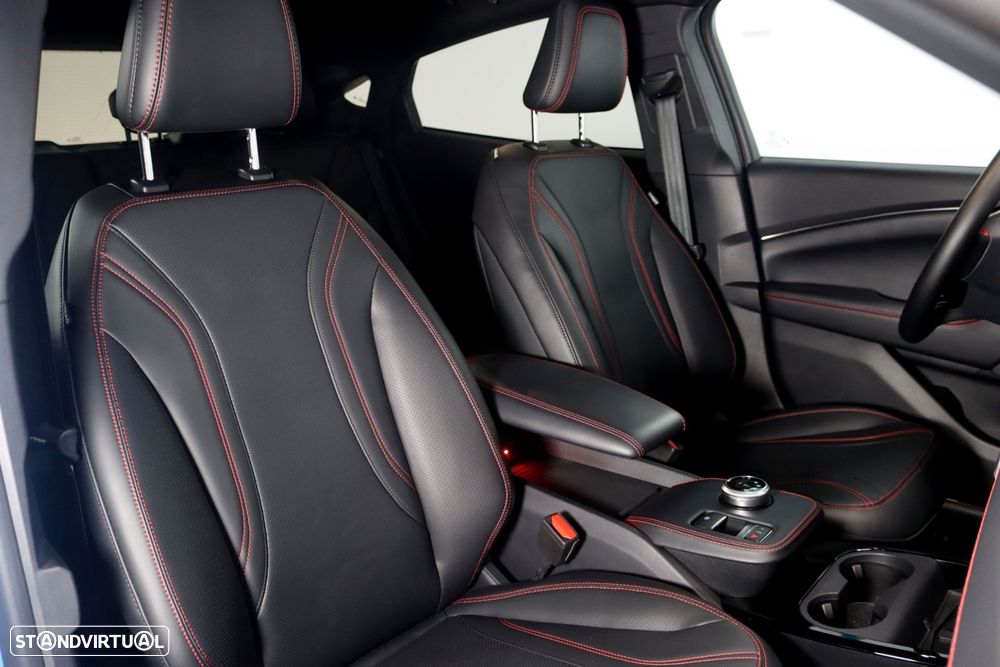 Ford Mustang Mach-E 98.7 kWh Premium AWD - 12