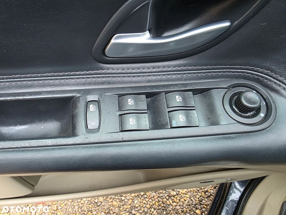 Renault Espace 2.0 Initiale - 24