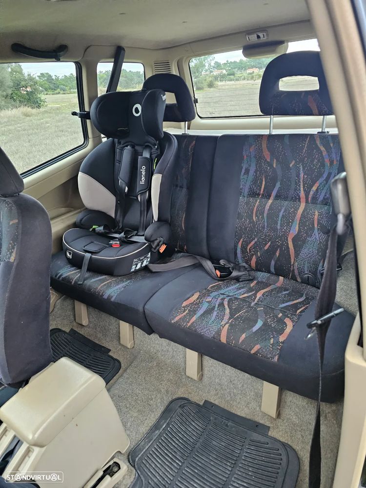 Nissan Terrano II 2.7 TD - 8