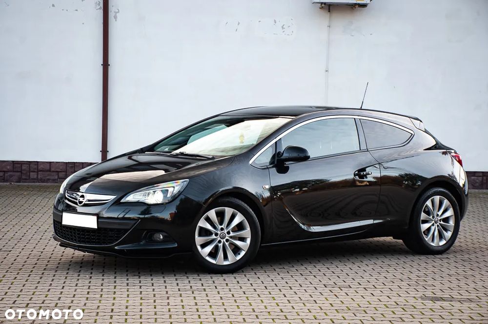 Opel Astra IV GTC 1.4 T Sport EU6 - 9