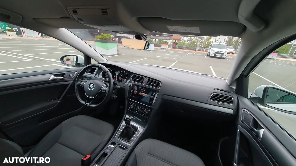 Volkswagen Golf 1.0 TSI Comfortline - 7
