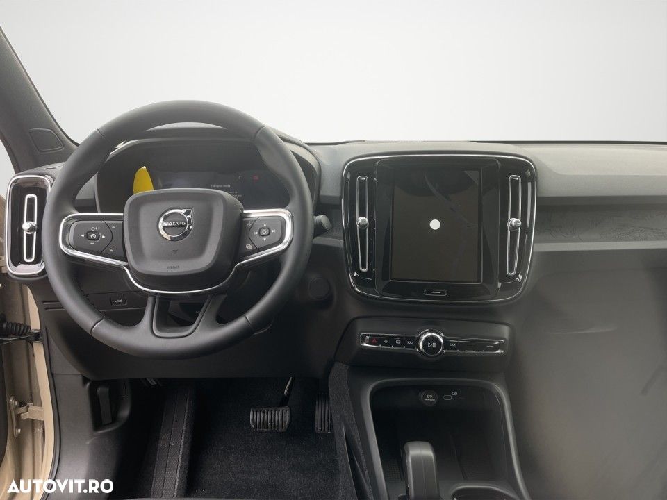 Volvo C40 - 15