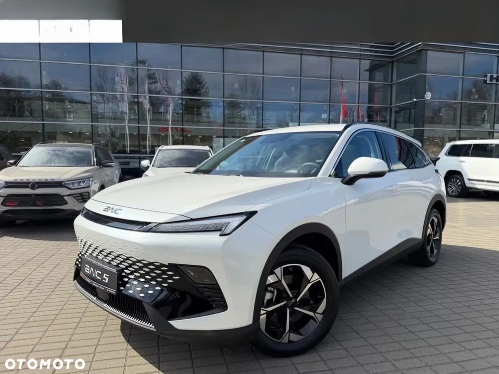 BAIC 5 2025