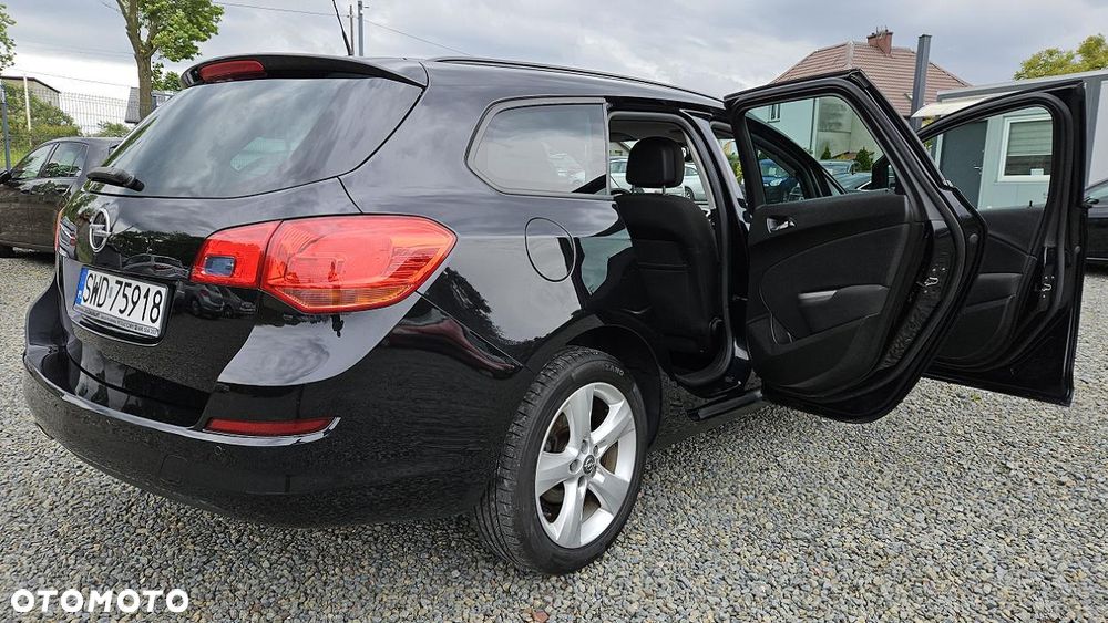 Opel Astra 1.4 T Sport S&S - 8