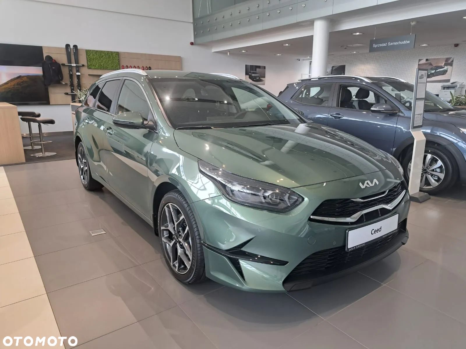 Kia Ceed 1.5 T-GDI Tribute DCT - 1