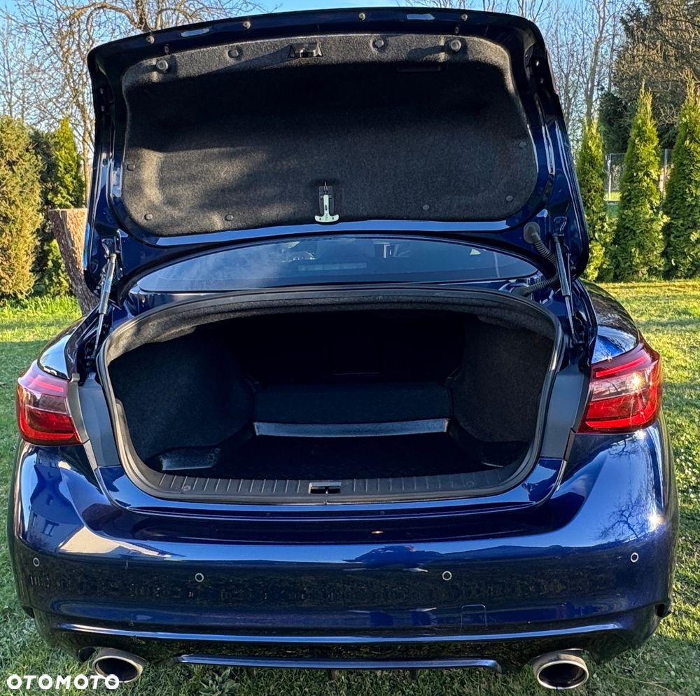Infiniti Q50 - 9