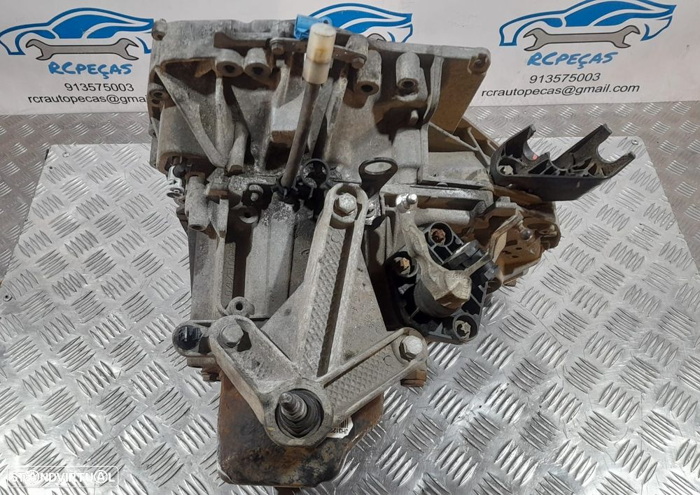 CAIXA VELOCIDADES MANUAL RENAULT MODUS 1.2i 16V 78CV D4K12 JH3128 7701723247S 7701723247 RENAULT GRAND MODUS CLIO III 3 MK3 TWINGO II 2 MK2 - 3