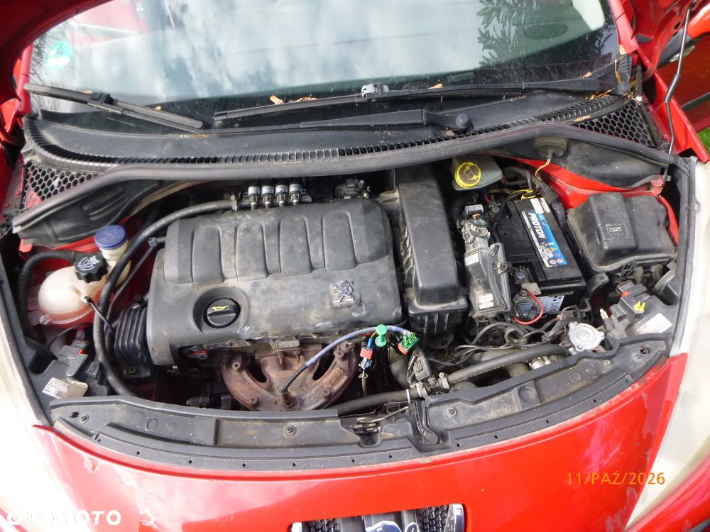 Peugeot 207 1.4 16V Sporty - 8