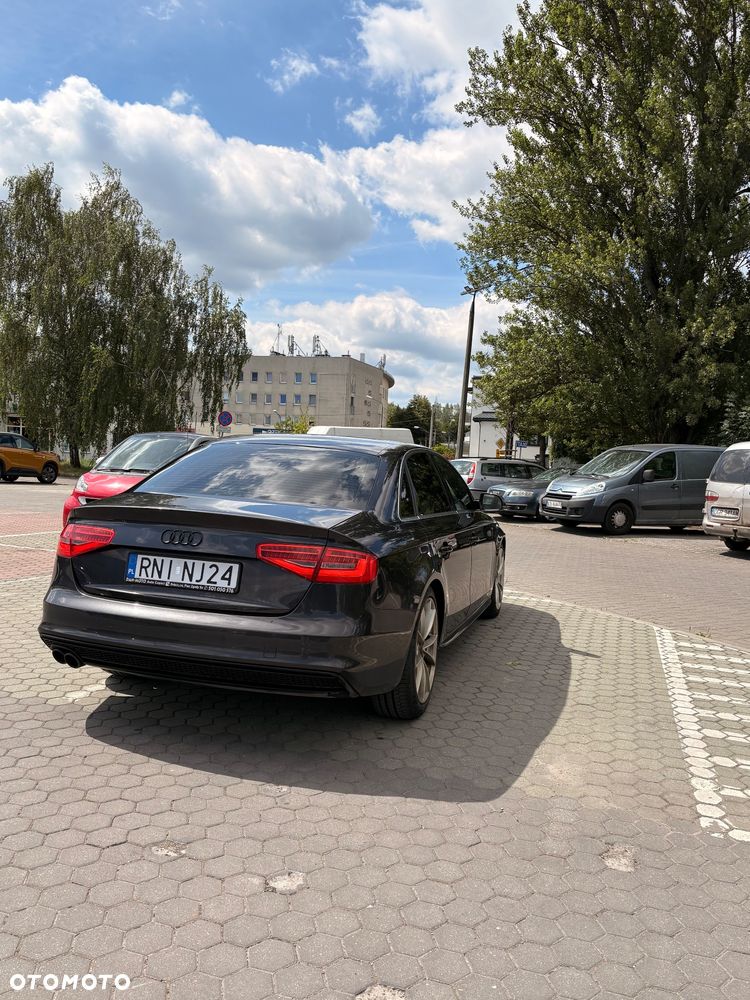 Audi A4 Limousine 2.0 TDI - 3
