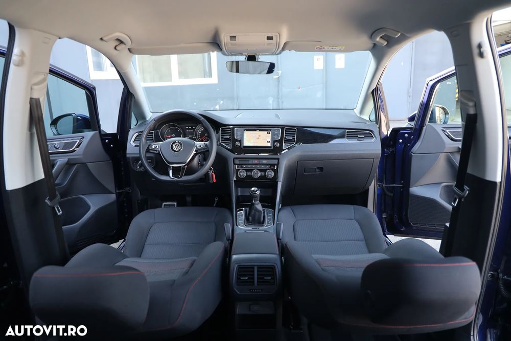 Volkswagen Golf 1.6 TDI Sound - 10