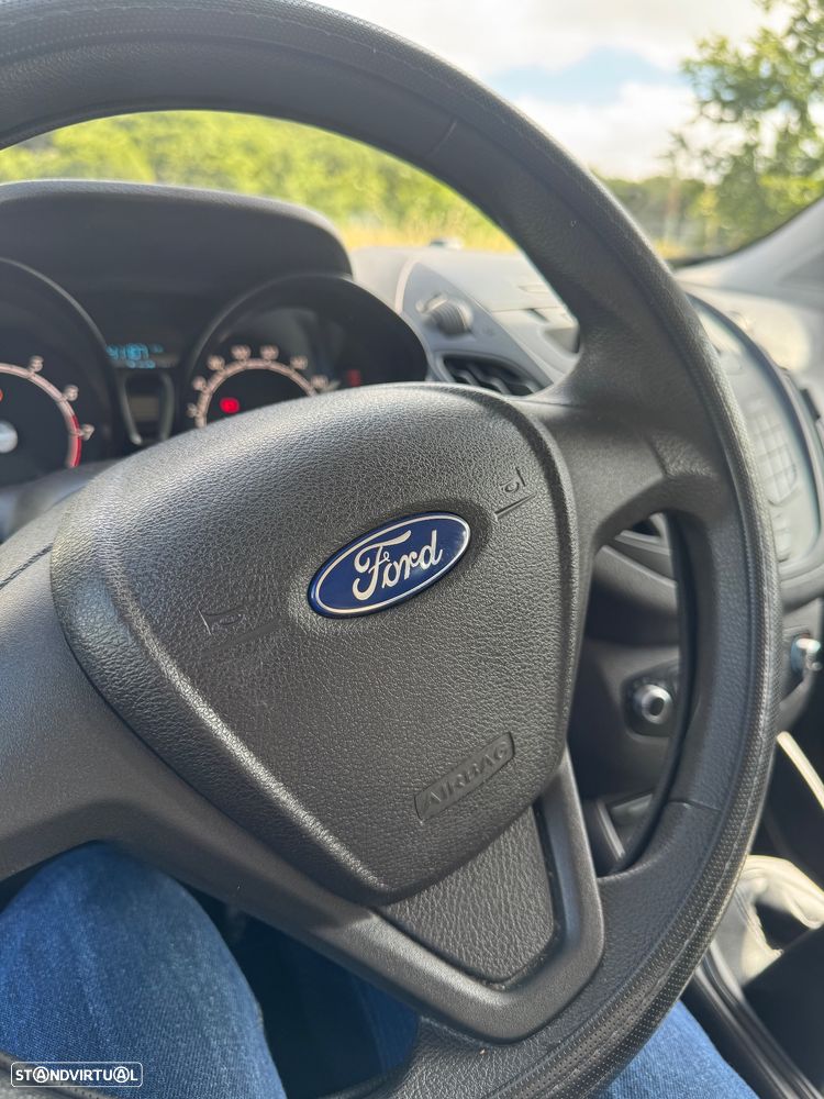Ford Courier - 21