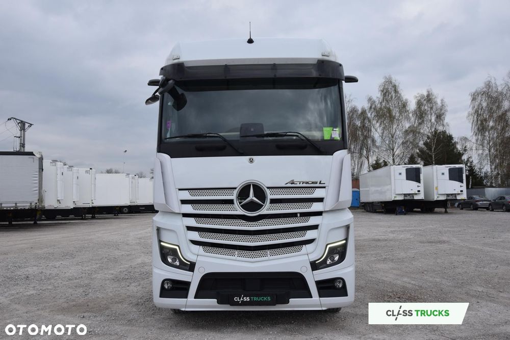Mercedes-Benz Actros51845BigSpaceMirrorCam - 2