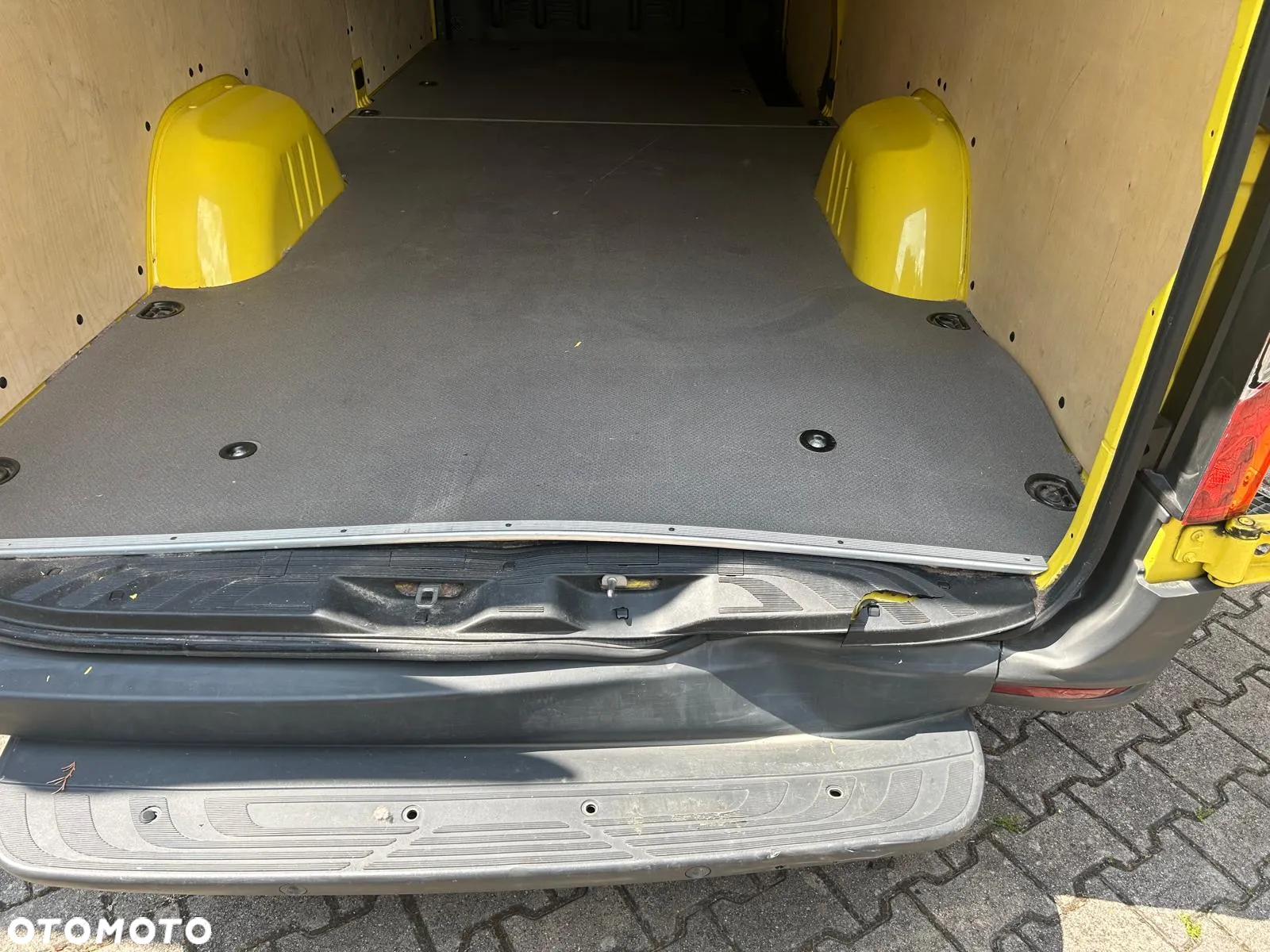 Mercedes-Benz Mercedes - 19
