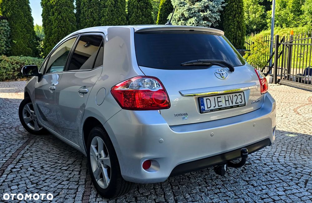 Toyota Auris 1.6 Prestige - 4