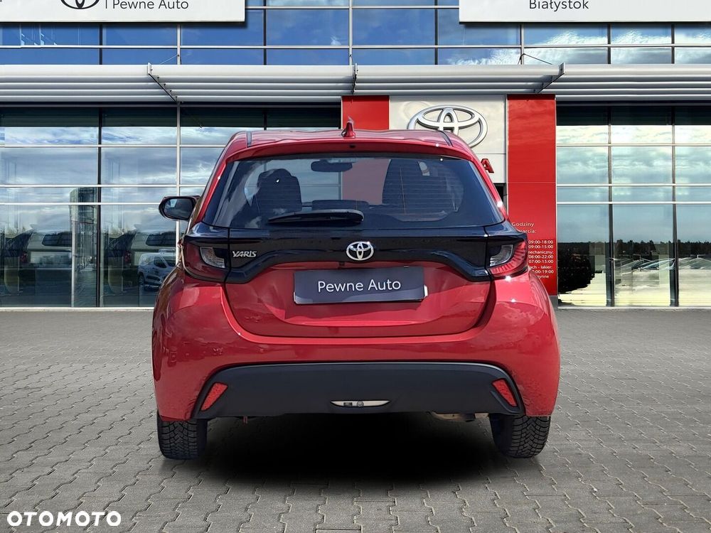 Toyota Yaris - 4