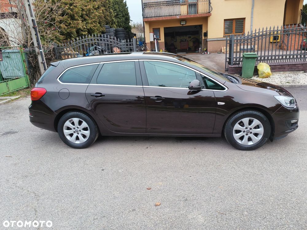Opel Astra 1.4 T Cosmo S&S - 19