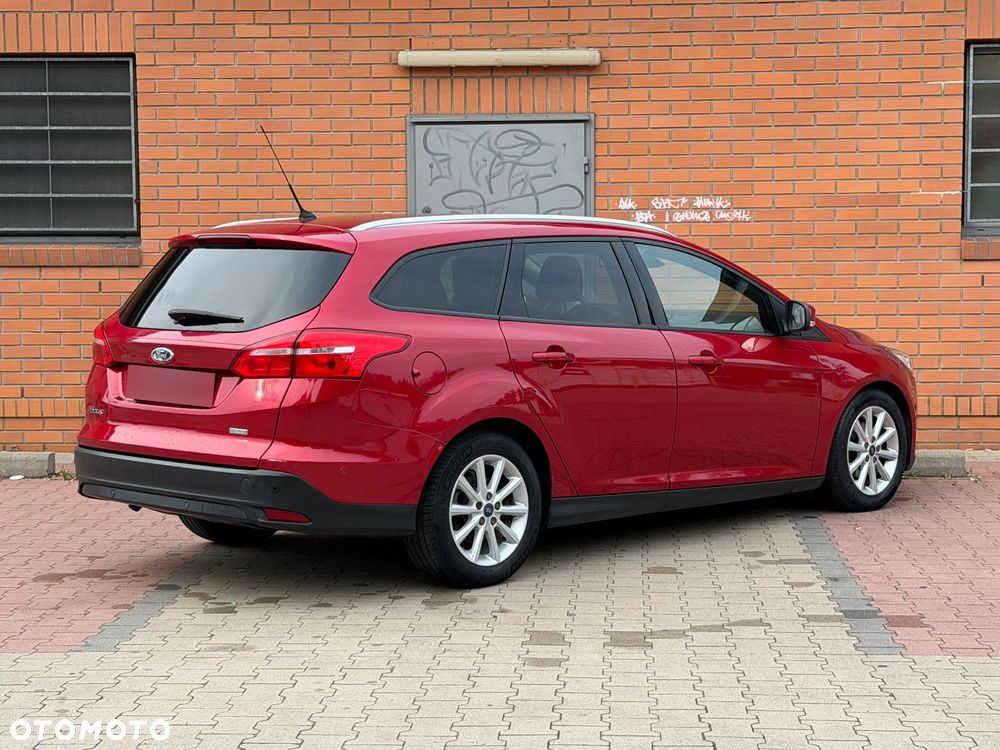 Ford Focus 1.0 EcoBoost Titanium - 6