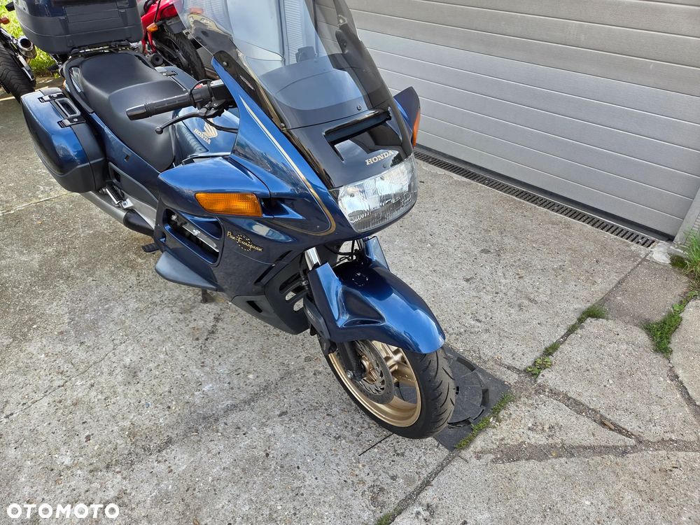 Honda ST - 3