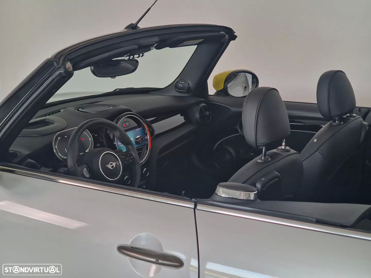 MINI Cabrio Cooper SE - 33