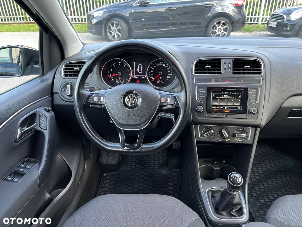 Volkswagen Polo 1.2 TSI BMT Comfortline - 24