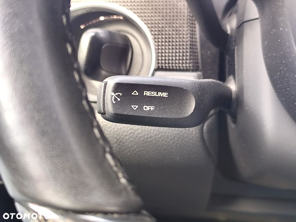 Porsche Panamera 4S PDK - 29