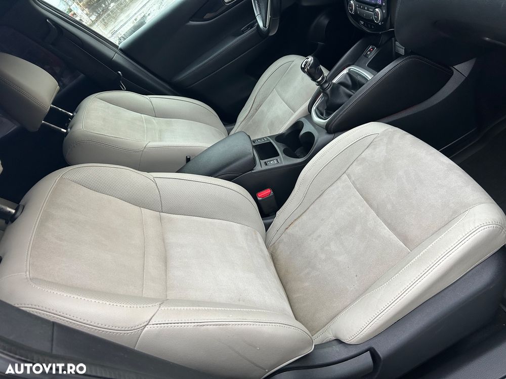 Nissan Qashqai 1.6 DCI Start/Stop Tekna - 15