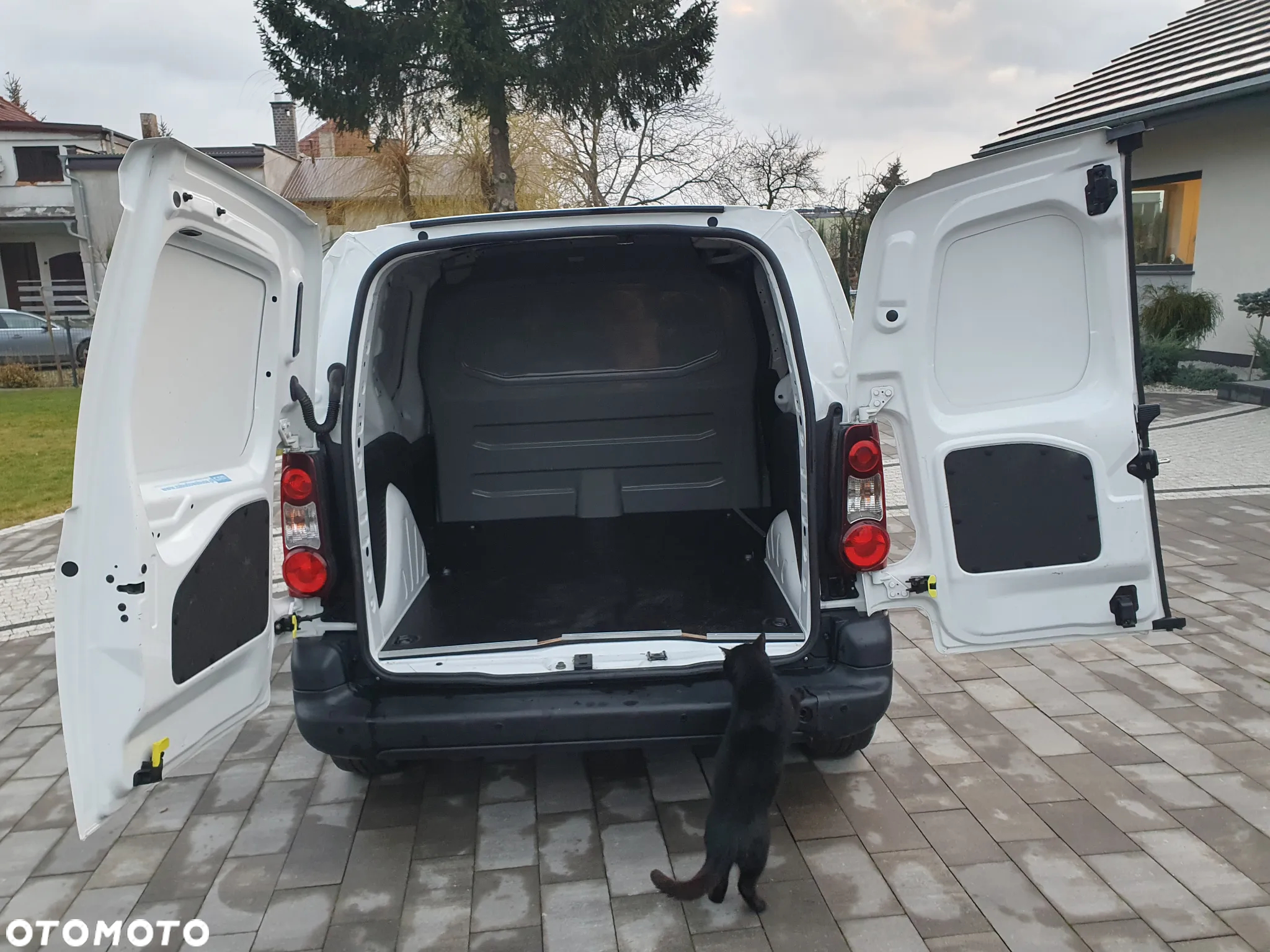 Peugeot Partner 1.6 BlueHDi Active - 17