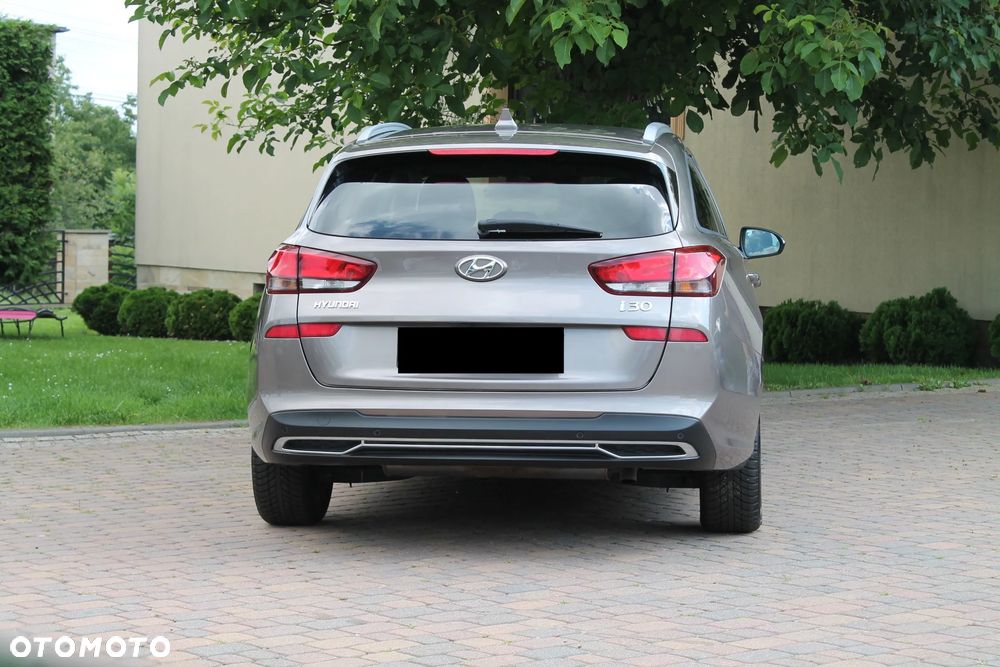 Hyundai i30 1.5 T-GDI 48V-Hybrid EDITION 30+ - 6